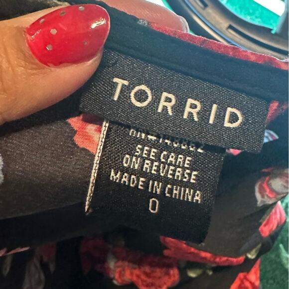 Torrid Plus Size Black & Red Rose Faux Wrap Blouse – Romantic Floral Top - Picture 6 of 8